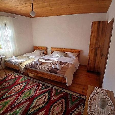 Bujtina Tusha Ξενοδοχείο Priska e Madhe Εξωτερικό φωτογραφία